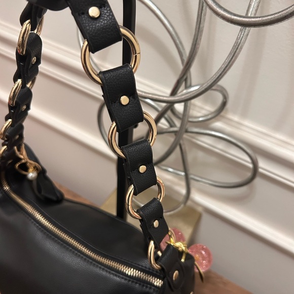 Steve Madden Black Shoulder Bag with Gold Accents and Bag Charms - Picture 11 of 11